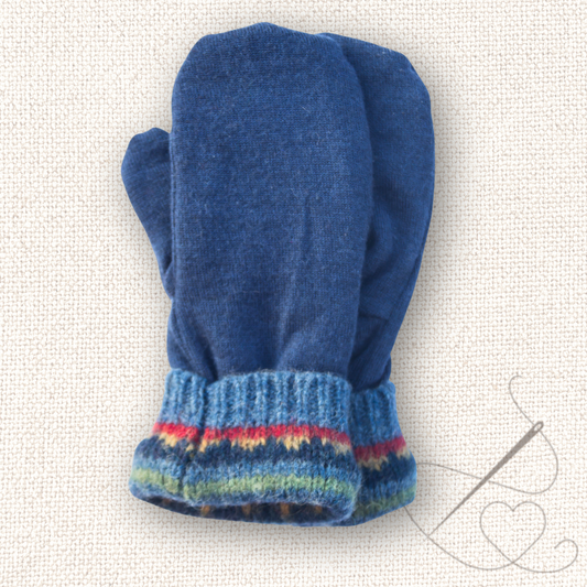 Medium Mittens Blue Pattern